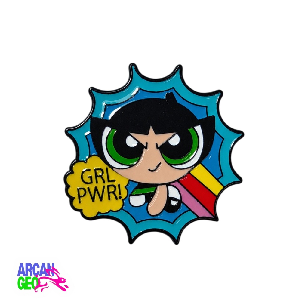 Pin bellota Born to Fight.